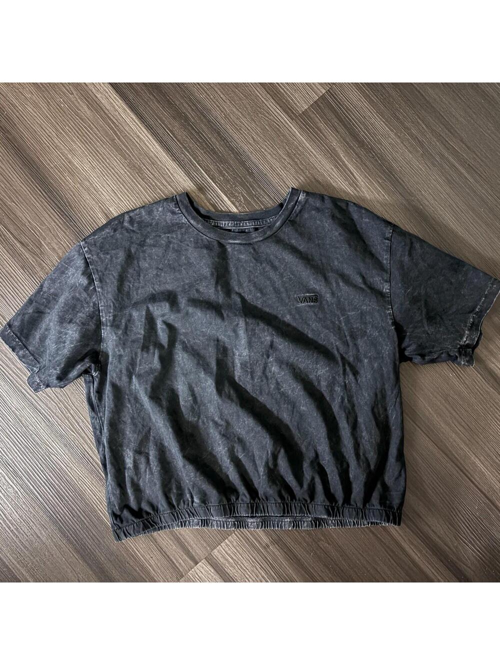 Vans Women's Cropped Top Shirt Cinched Waist Size Medium Black Gray Acid Wash